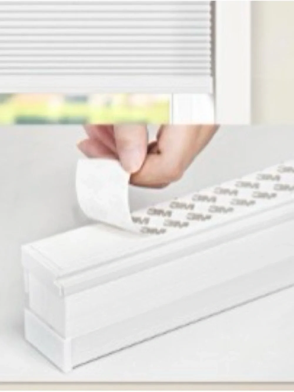 Light-Filtering Cellular Shade 22”W 48”L - WHITE